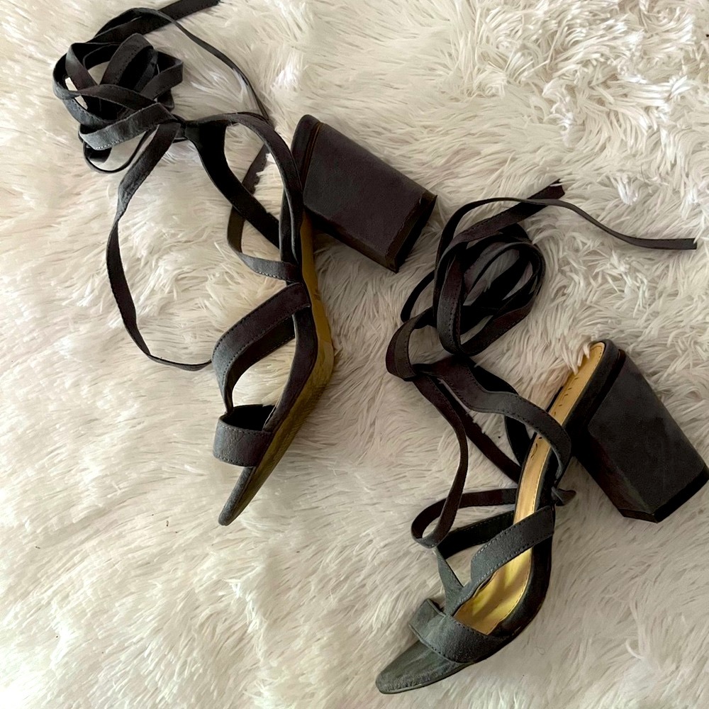Gray Block Heel Strappy Sandals Size 8.5